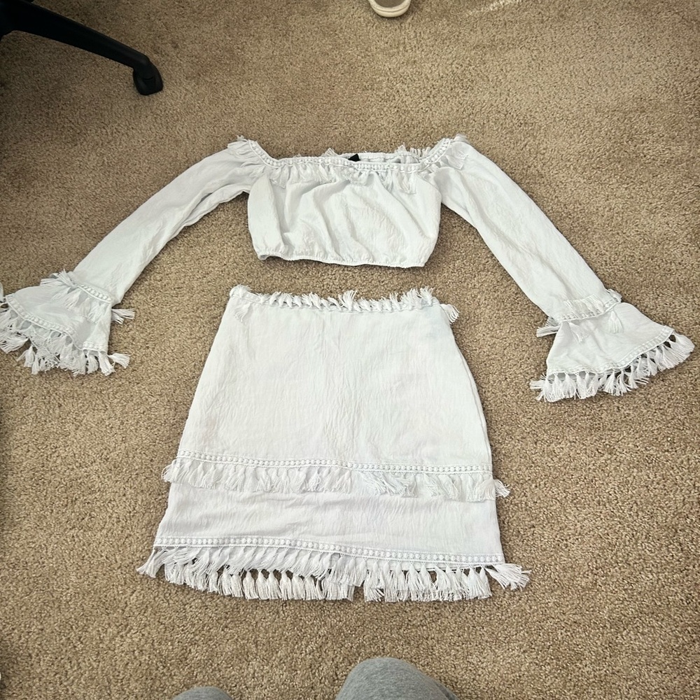 This a off white 2 piece from shein